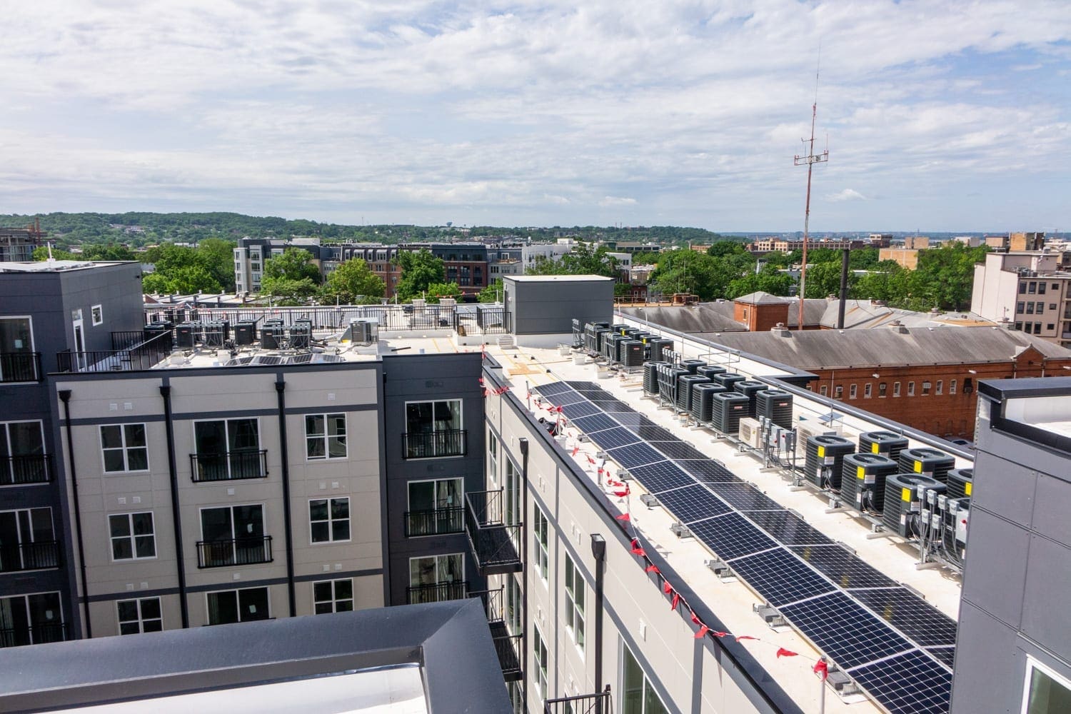 Apartment building Washington DC solar array