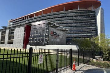How Dr. Martine Rothblatt and the Unisphere Headquarters Champion Solar Power and Environmental Integrity? - Aurora Energy | Commercial Solar